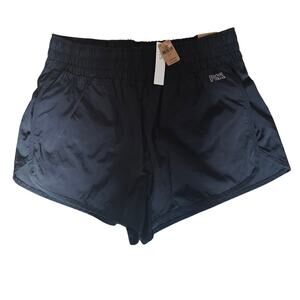 PINK Victoria's Secret Black Lined Lightweight Athletic Shorts L NEW Pockets